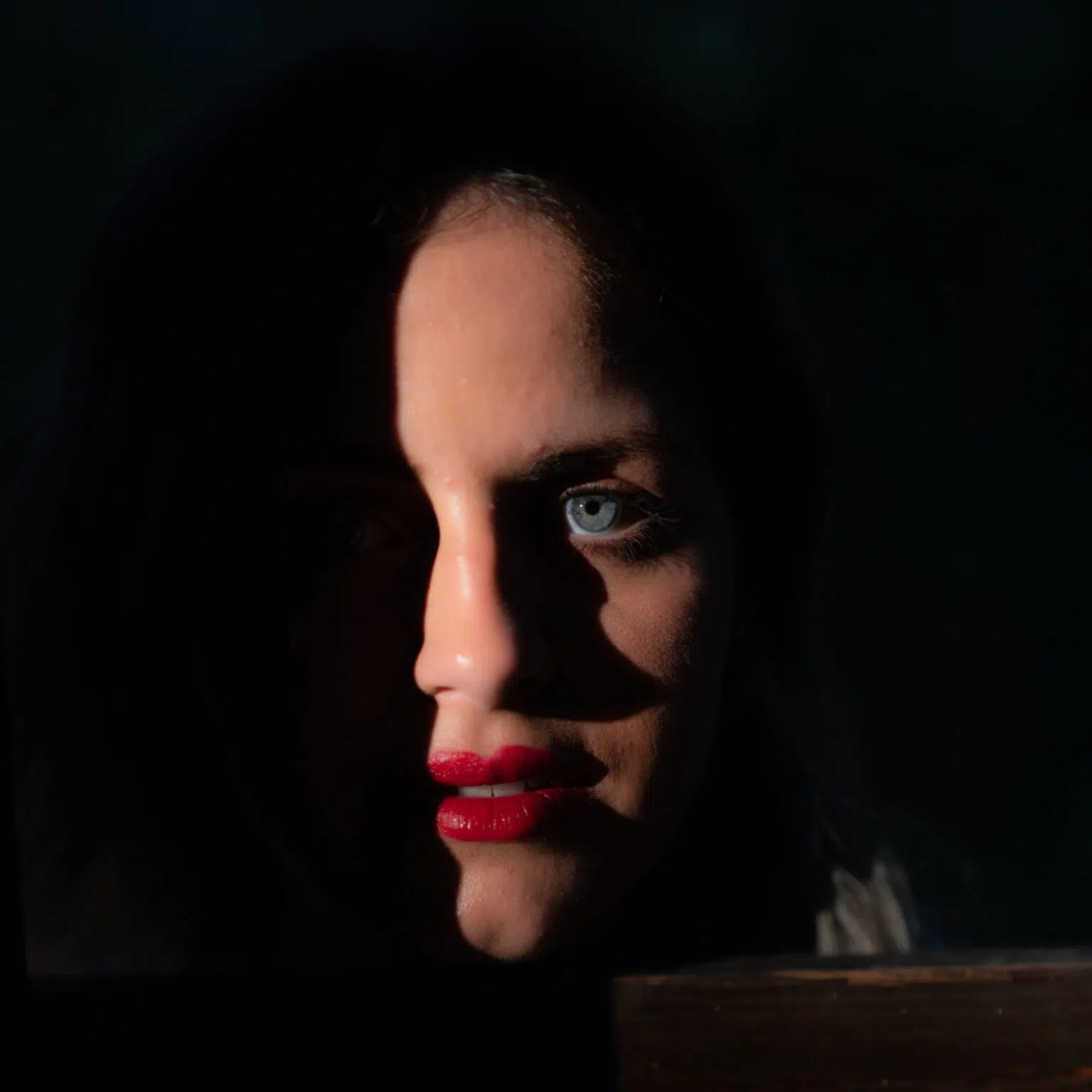 Alexandra – Clipe de fericire, fotografia 1