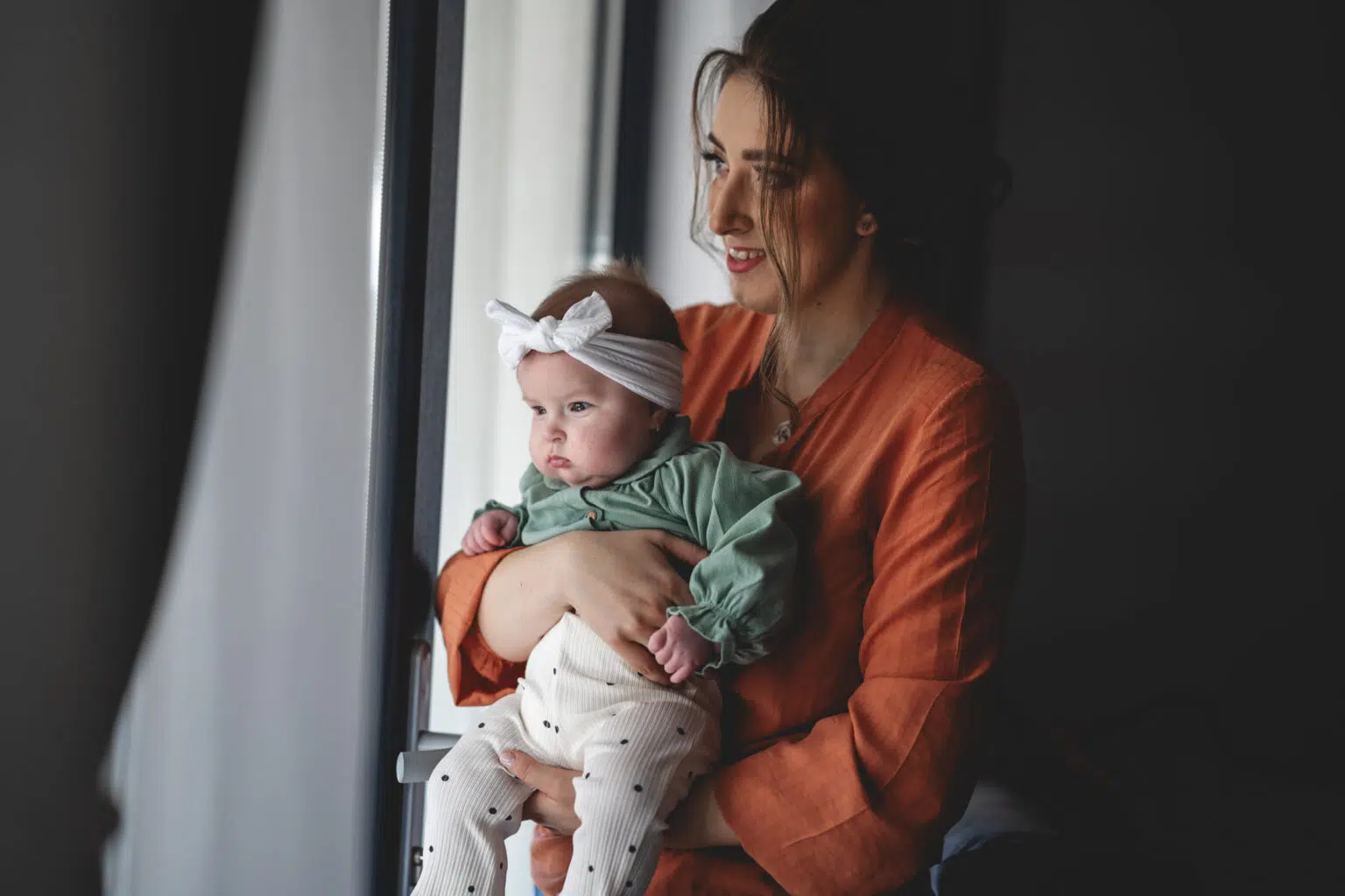 Olivia Ioana – imbratisari pline de har, fotografia 8