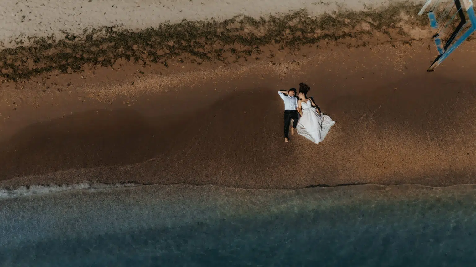Alexandra și Ionut – Ședință foto la mare – Alexandra și Ionuț | 2025, fotografia 13